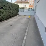 Lumineux Avec Parking Prive דירה Saint-Raphaël